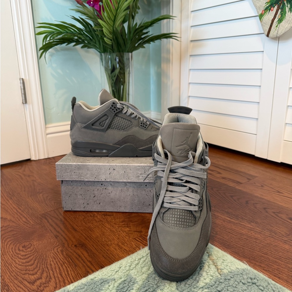 Air Jordan Retro 4 SE Wet Cement